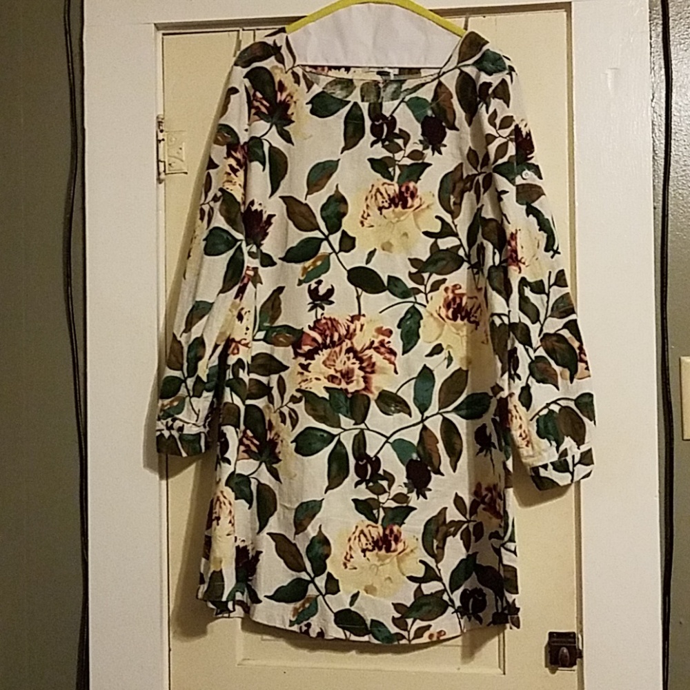 XL Floral cotton/linen dress